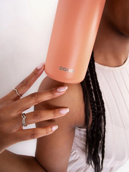 Lehká nerezová lahev EQUA Timeless Apricot Crush 600 ml