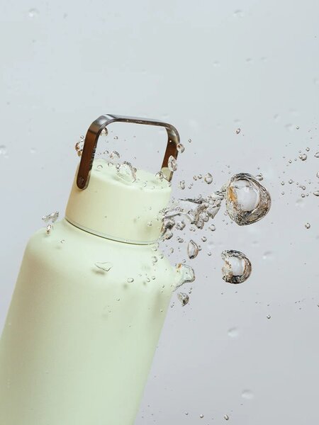 Lehká nerezová lahev EQUA Timeless Cool Matcha 600 ml