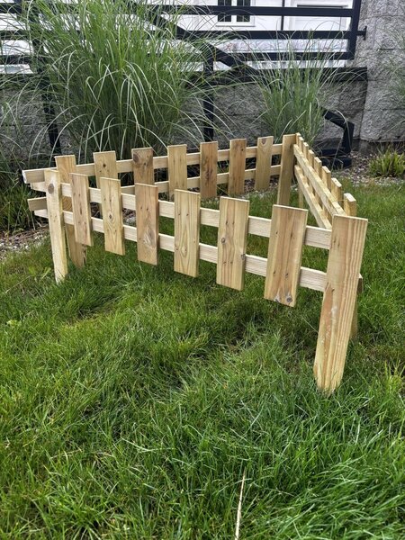 Plotový panel 102x40x2,5 cm - plotový panel s tyčemi - dekorativní plot - plot s lištami - plot s vertikálními prkny - dekorativní plot - plot z borovicového dřeva pro oddělení prostoru, 10 kusů