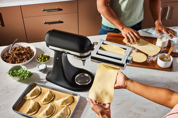 KitchenAid 5KSM3MPA Nástavec na těstoviny pro mixér Artisan, nerezová ocel, 3v1