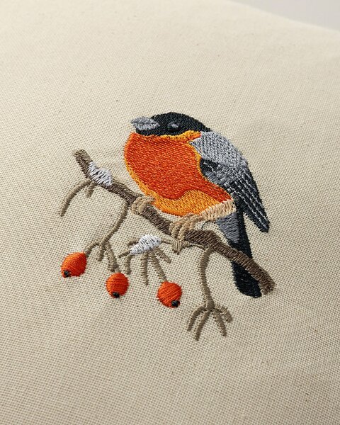 Potah na polštář Robin on Branch 43x43 cm