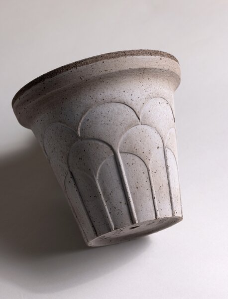 Bergs Potter Terakotový květináč Fleur Grey - 14 cm BP153
