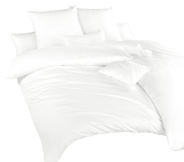 Komfortní ložní prádlo z kvalitní jemné bavlny v bílé barvě. Bílé povlečení lze kombinovat s libovolnou barvou prostěradla dle interiéru ložnice. Rozměr prodlouženého povlečení 140x220, 70x90 cm