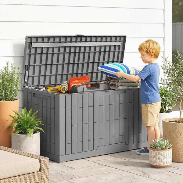 Outsunny 379 l uzamykatelný venkovní úložný box s plynovým pístem — dřevěný vzhled odolný proti UV, kávově hnědý, 122,5 × 56 × 62 cm | Aosom