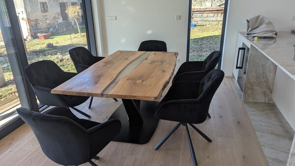 Jídelní stůl - Epoxy river table Rozměry produktu: 1500x400 (mm)
