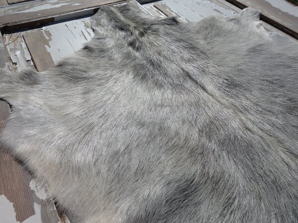 ARCTIC FUR Kozí kůže ALPS 6088 100% příroda
