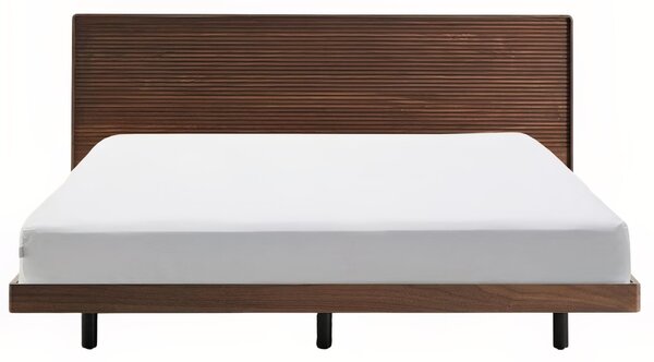 Kave Home Ořechová postel Norlen 180 x 200 cm s čelem