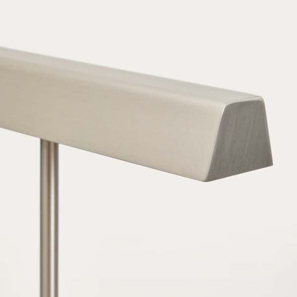 Kave Home Stříbrná kovová stojací lampa Lynor 121 cm