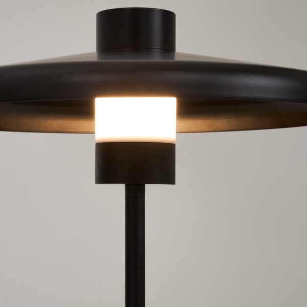 Kave Home Černá kovová stolní lampa Nuvira