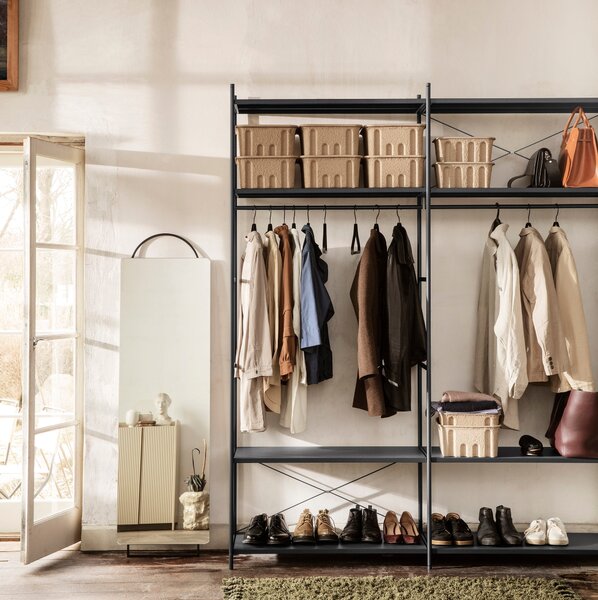 FERM LIVING Policová sestava Punctual, Anthracite / 5 (výška 184 cm)