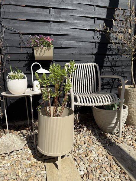 Závěsný truhlík na balkon Uma Cashmere Small