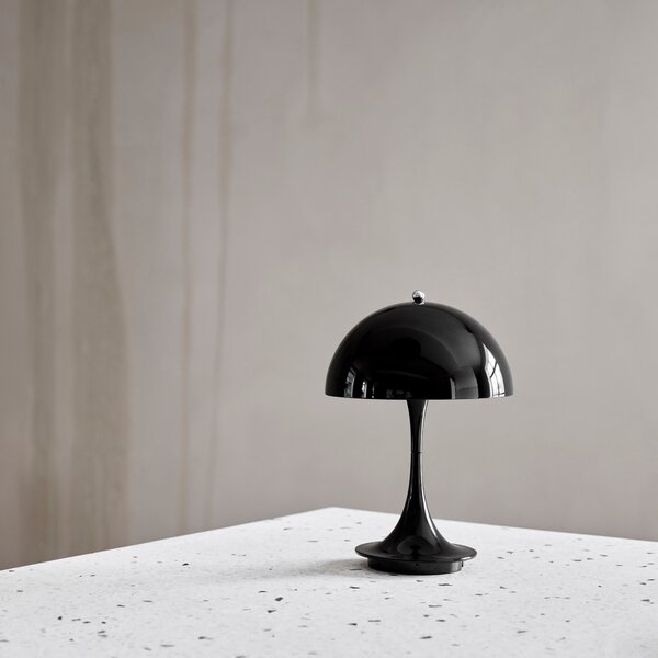 LOUIS POULSEN Přenosná lampa Panthella 160, Opal white