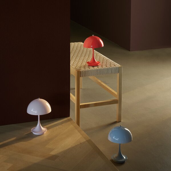 LOUIS POULSEN Přenosná lampa Panthella 160, Opal beige