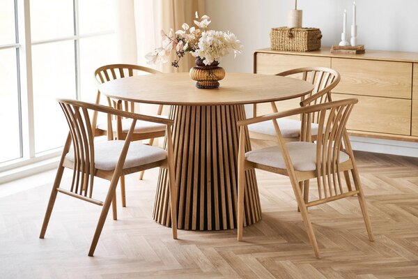 -25 % Dny MOMENTI– Nordic Living Dubový jídelní stůl Osaka 120 cm
