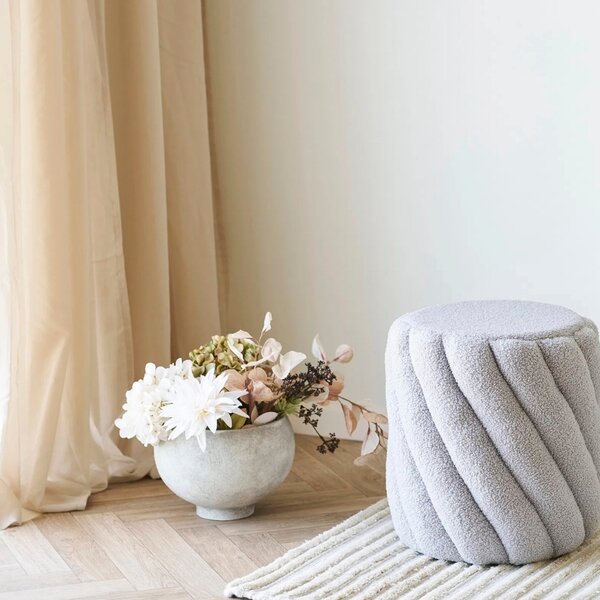 -25 % Dny MOMENTI– Nordic Living Šedý keramický květináč Galio Ø 26 cm