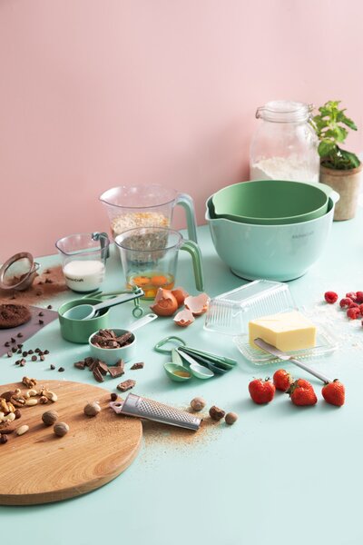 Odměrky KitchenCraft sada 5 ks stohovatelné plastové kuchyňské odměrky barevné přesné dávkování vaření pečení KCMCUPSETGR