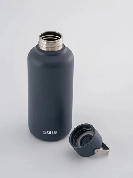Lehká nerezová lahev EQUA Timeless Navy 600 ml