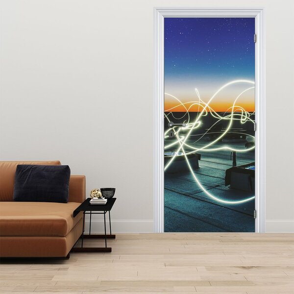 Fototapeta na dveře - Pohled na oblohu ze střechy (95x205cm)
