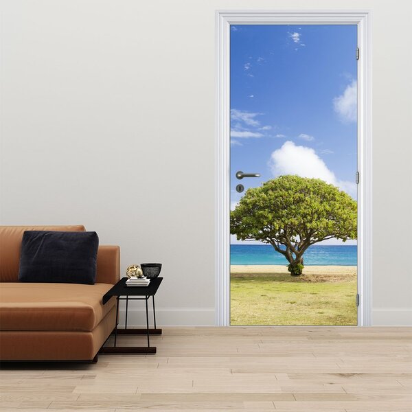 Fototapeta na dveře - Pláž se stromem (95x205cm)