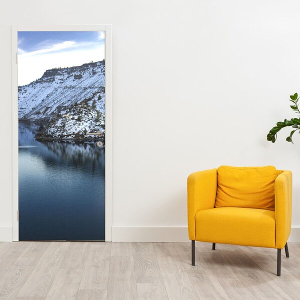 Fototapeta na dveře - Zimní krajina s jezerem (95x205cm)