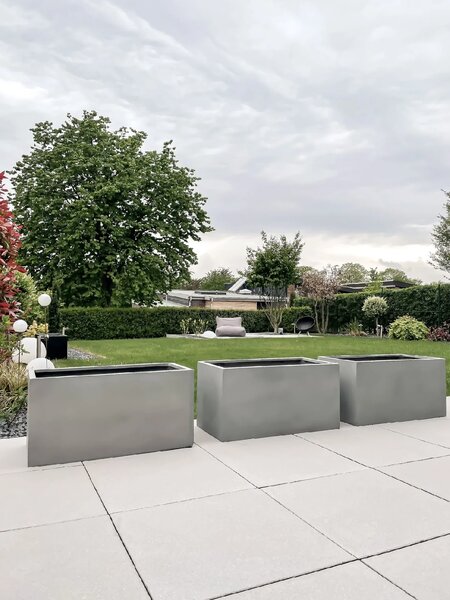 Truhlík MAXI, sklolaminát, šířka 80 cm, beton design