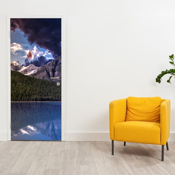 Fototapeta na dveře - Jezero a hory (95x205cm)
