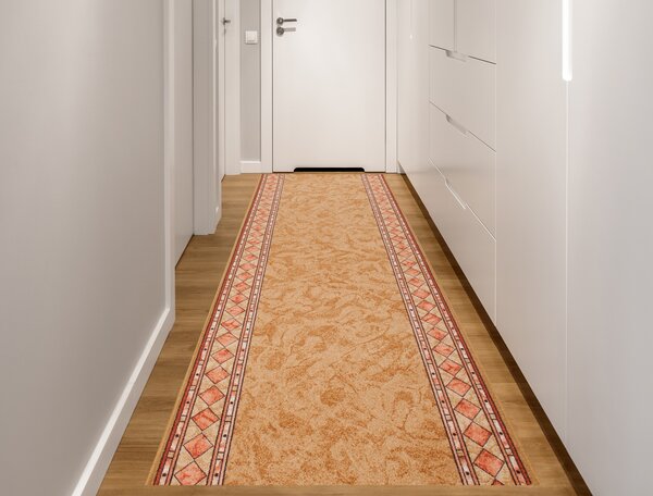 Associated Weavers Běhoun CHEOPS 33 pogumovaný hnědý Šíře: 67 cm