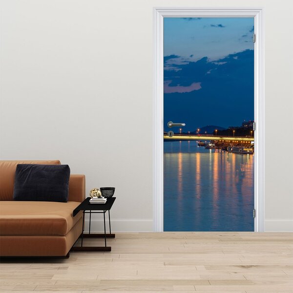 Fototapeta na dveře - Bratislava s hradem (95x205cm)
