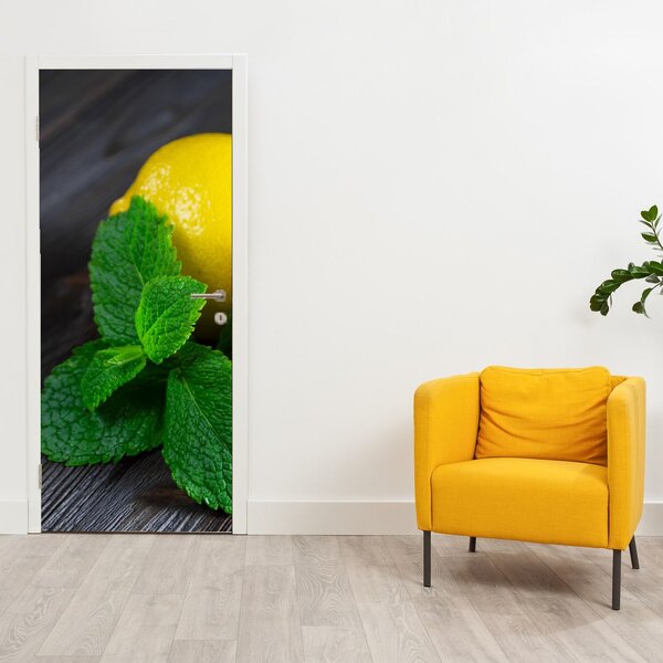Fototapeta na dveře - Citrón a máta na stole (95x205cm)