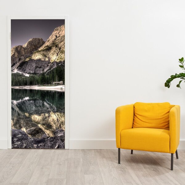 Fototapeta na dveře - Jezero v horách (95x205cm)