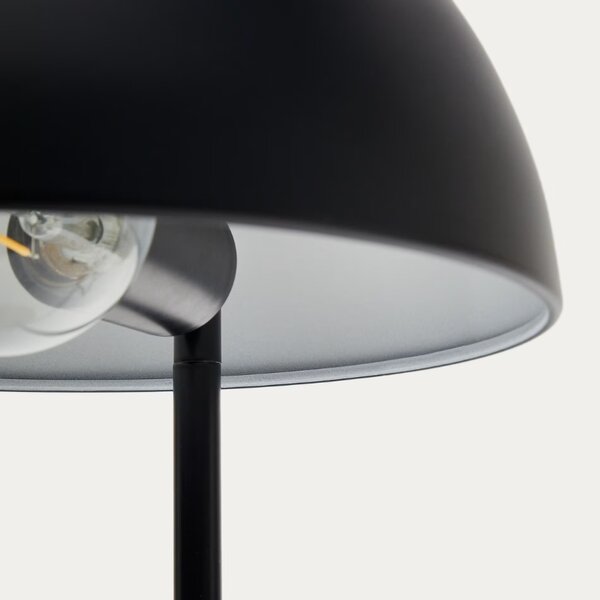 Černá kovová stolní lampa Kave Home Catlar