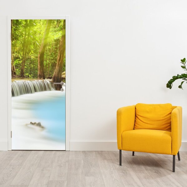 Fototapeta na dveře - Huai Mae Kamin, vodopády v lese (95x205cm)