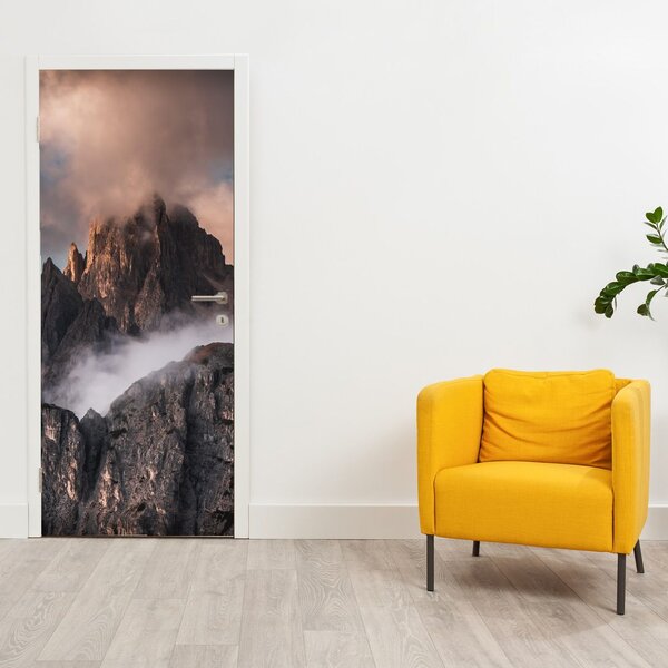 Fototapeta na dveře - Italské Dolomity schované v mlze (95x205cm)