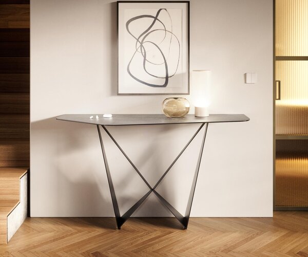 DELIFE Konzolový stůl Edge polygonální 140×50 cm keramika beton šedá Livos kov černá