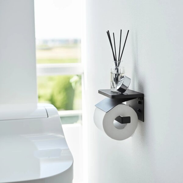 YAMAZAKI Černý kovový držák na toaletní papír Tower 14 cm