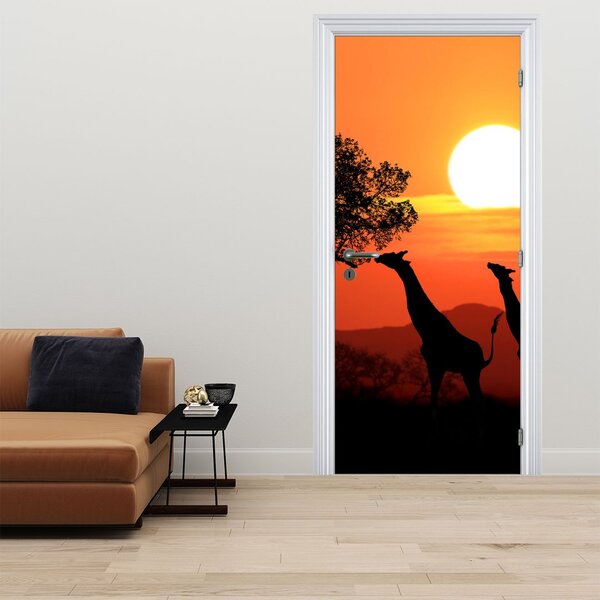 Fototapeta na dveře - Žirafy při západu slunce (95x205cm)