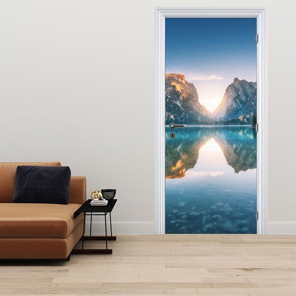 Fototapeta na dveře - Horské jezero (95x205cm)
