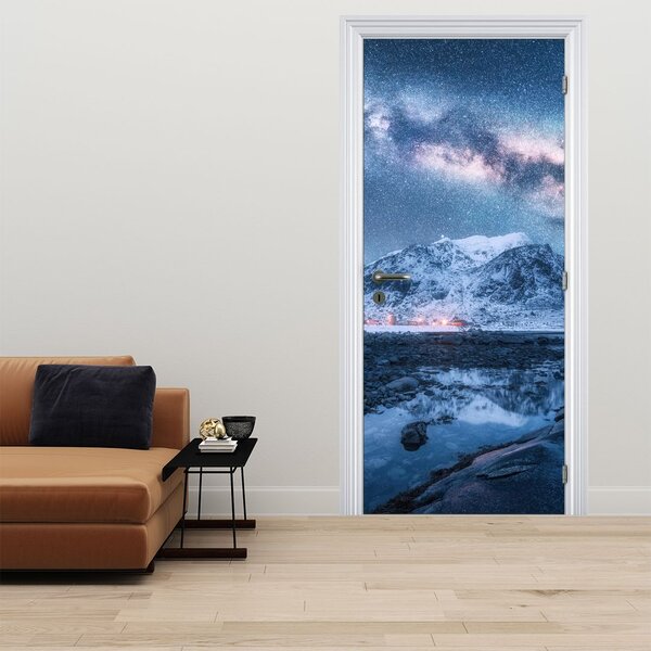 Fototapeta na dveře - Hory s hvězdnou oblohou (95x205cm)