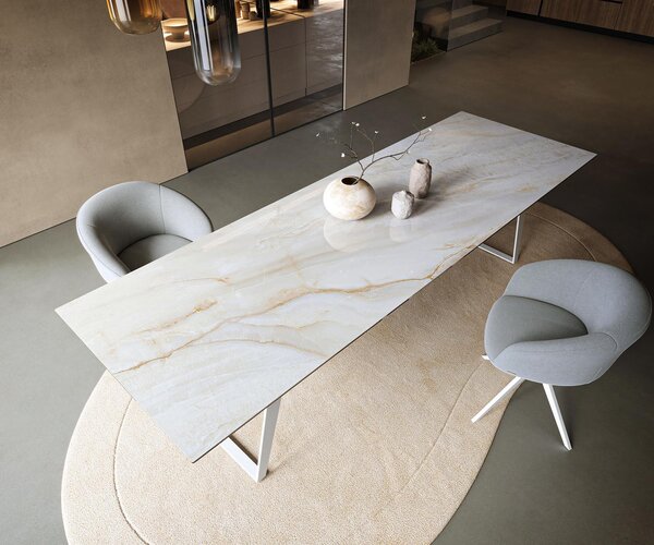 DELIFE Jídelní stůl Edge 300×100 cm keramika Onyx Pearl kov šikmý bílý