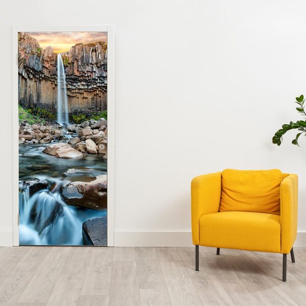 Fototapeta na dveře - Vodopád Svartifoss (95x205cm)