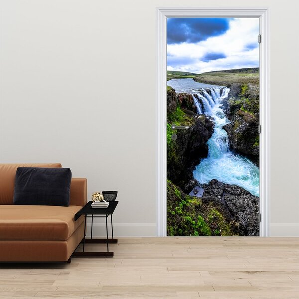 Fototapeta na dveře - Vodopád mezi skalami (95x205cm)