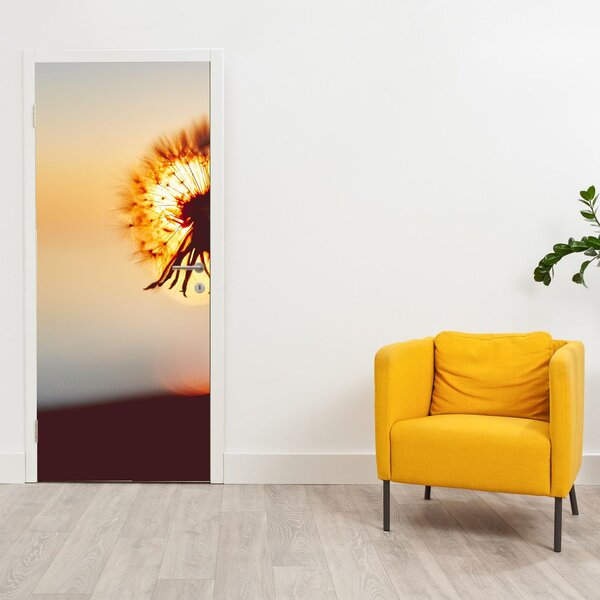 Fototapeta na dveře - Pampelišky v západu slunce (95x205cm)