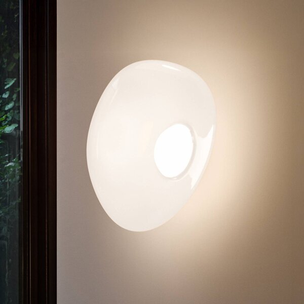 Tom Dixon LED nástěnné světlo Melt, Ø 50 cm, opálová/chromová, stmívatelný, Chrom / stříbro, Obývací pokoj / jídelna, Plast, Design