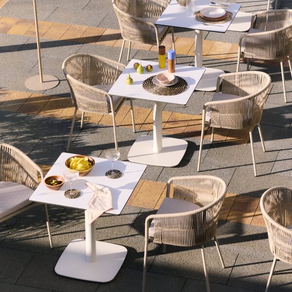 Kave Home Bílý bistro stolek Dina 68 x 68 cm