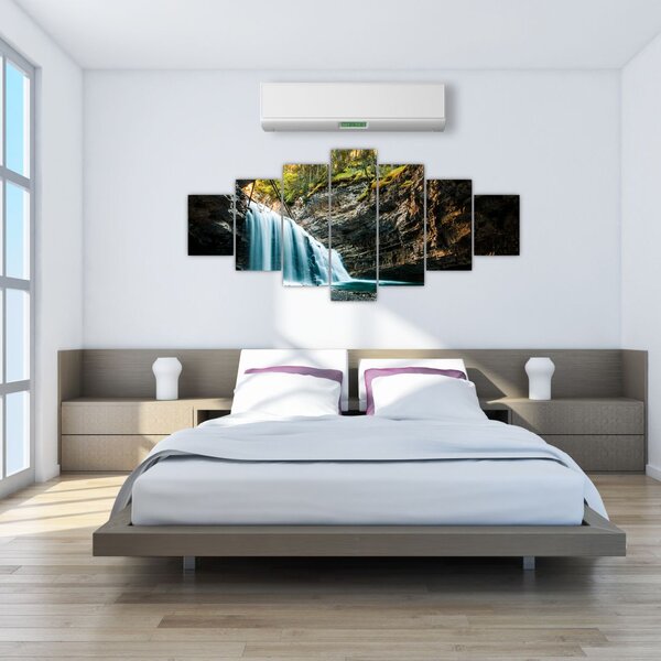 Obraz lesního vodopádu (210x100 cm)