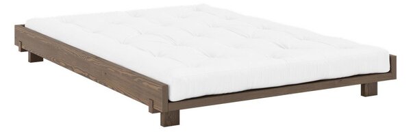 Hnědá dvoulůžková postel z borovicového dřeva s roštem 140x200 cm Social – Karup Design