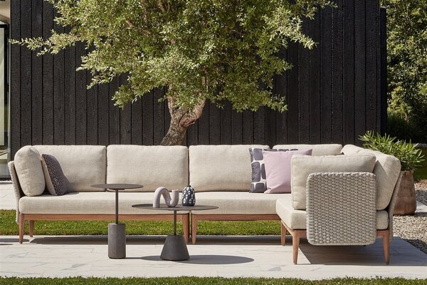 Apple Bee Rohová sedací sestava 3-dílná Lisa, Apple Bee, ca 300x240 cm, rám teak Natural, výplet lanko Natural Oak, sedáky venkovní látka Olefin Natural Oak