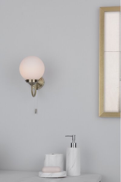Där Lighting BAR0775 - Koupel. nástěnná lampa BARCLAY 1xE14/40W/230V IP44 mosaz
