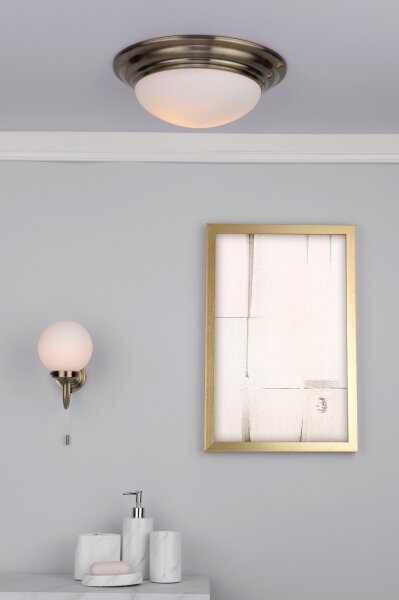 Där Lighting BAR5275 - Koupel strop svít BARCLAY 1xE27/60W/230V pr. 31 cm mosaz