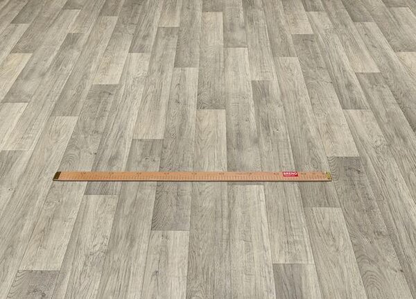 Breno PVC TRENTO Chalet Oak 939M – světlé dřevo, šíře 300 cm